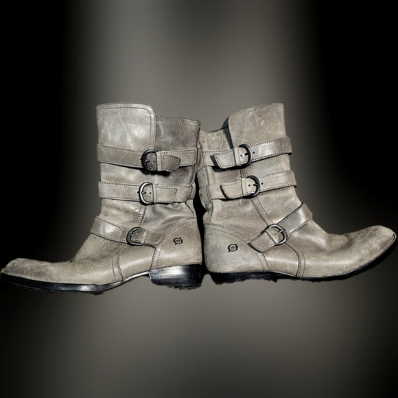 Born Women's Gray Leather Buckle Boots.  Zip Entry Sz 8 - Picture 1 of 8